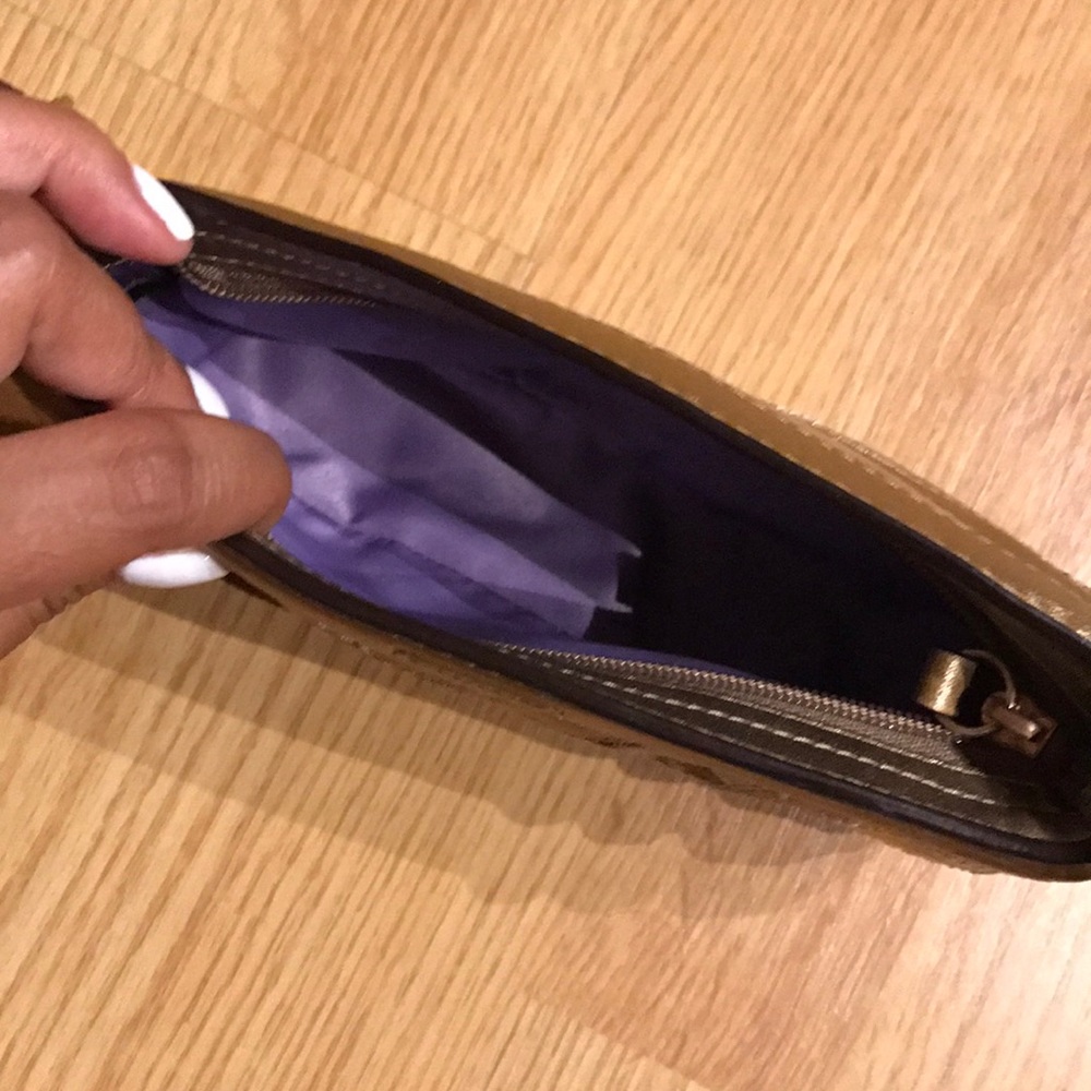 Coach Purse - Picture 6 of 8